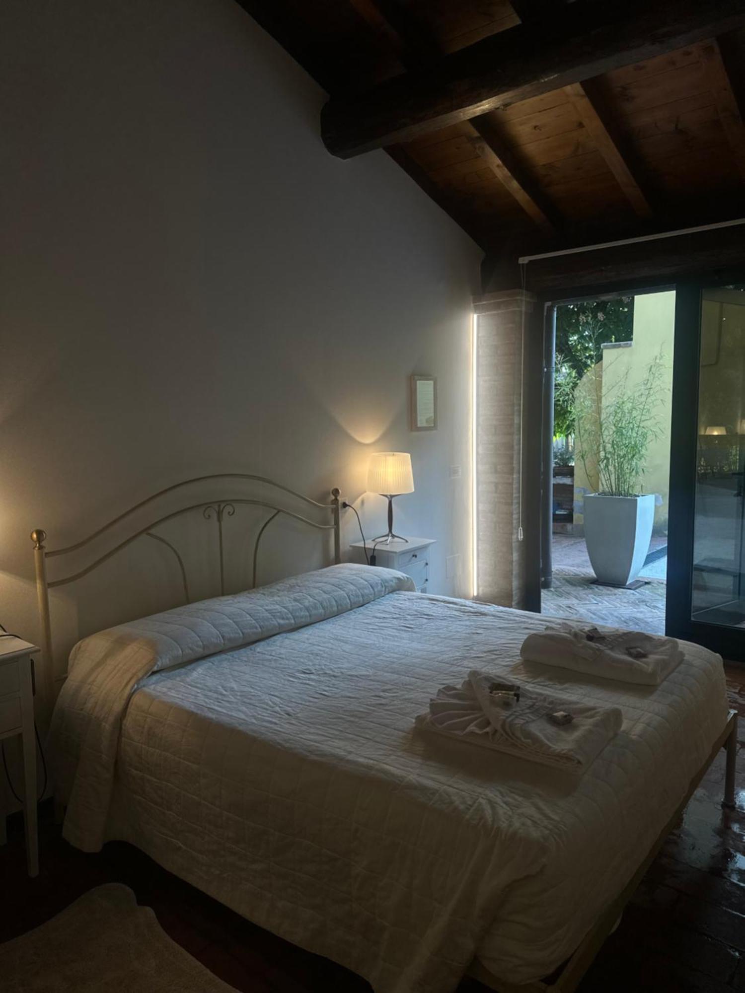 Agriturismo Corte Capiluppia Curtatone Exterior foto