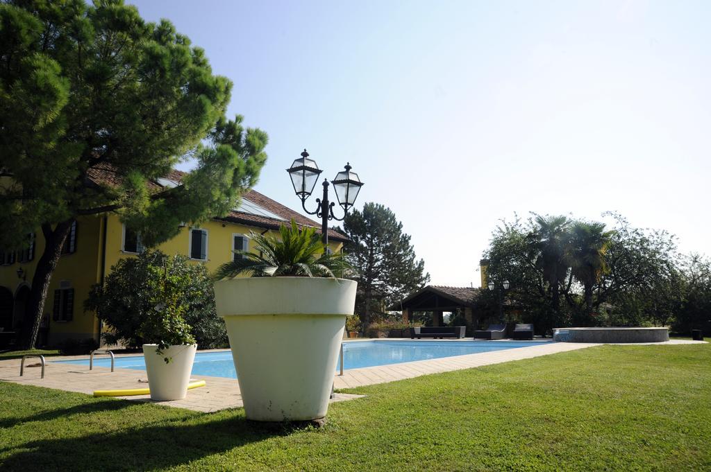 Agriturismo Corte Capiluppia Curtatone Exterior foto
